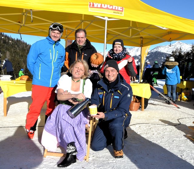 Günter Messner, Edwin Storfer und Julia Zauner (hinten v.li.), Isolde Hinteregger und Seppi Bogensperger (vorne)