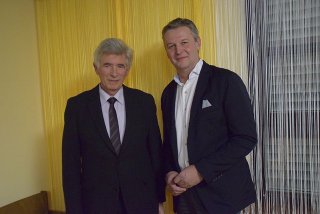 Wolfgang Eder (rechts) mit seinem Bürgermeister-Vorgänger Franz Glaser.