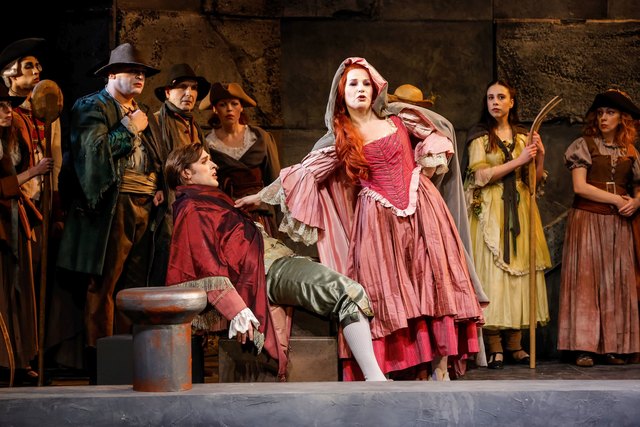 Thomas Weinhappel (Calicot), Bea Robein (Marquise de Pompadour)