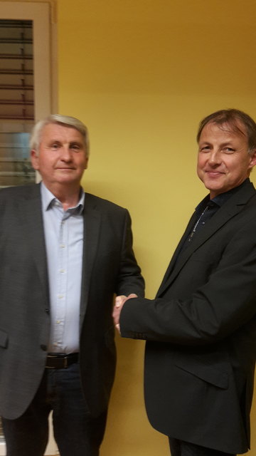 Johann Trinkl (rechts) folgt Gerhard Schrantz nach. | Foto: Gde. Heiligenbrunn