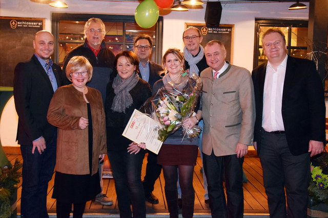 Martin Fürndraht, Karin Dellisch-Ringhofer, Leo Oswald, Thilde, Alfred und Alexandra Marschner, Robert Mayer, Hans Stefan Hintner und Markus Wildeis (von links) | Foto: Garaus