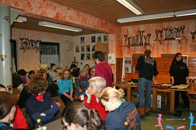 Siegerehrung in der Hundeschule © SpeedRunners.at