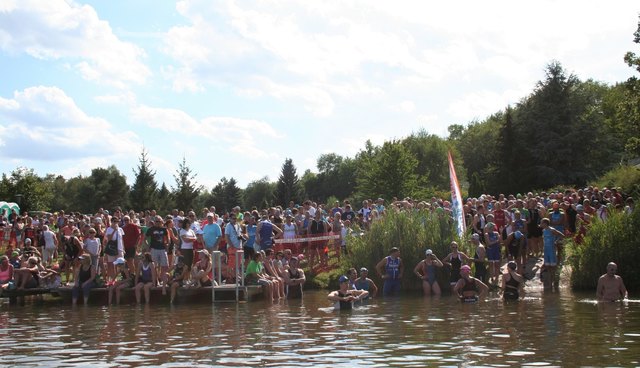 Das Starterfeld am Pöttschinger See