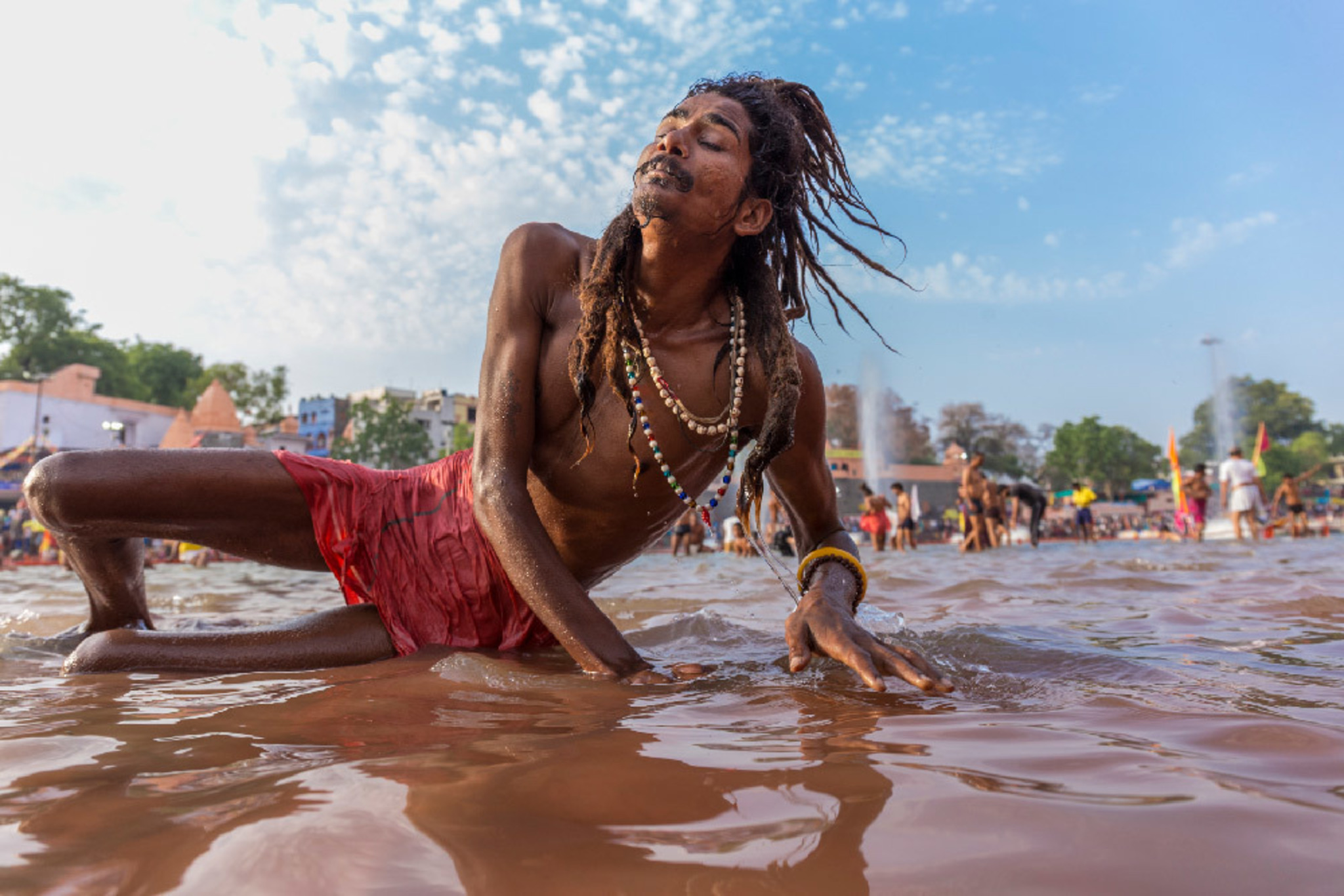 Sie sucht ihn indien