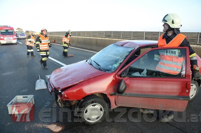 Am Auto entstand ein großer Sachschaden. Der Fahrer blieb unverletzt. | Foto: ED – Steyrer