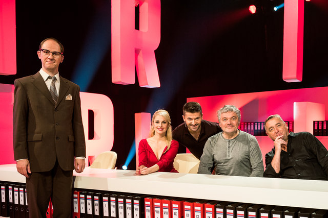 Das Kabarettisten-Rateteam von Puls 4 (von links): Helfried, Silvia Schneider, Ciro de Luca, Werner Brix, Andreas Vitásek | Foto: Puls 4