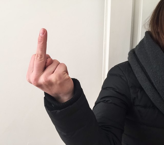 Böser Finger, Tritte, Schläge: Mit Ausnahme von Faustwatsche und Kopfstoß hat eine Villacherin im Streit um einen Parkplatz eigentlich eh das gesamte Repertoire abgerufen | Foto: Herr Kofler