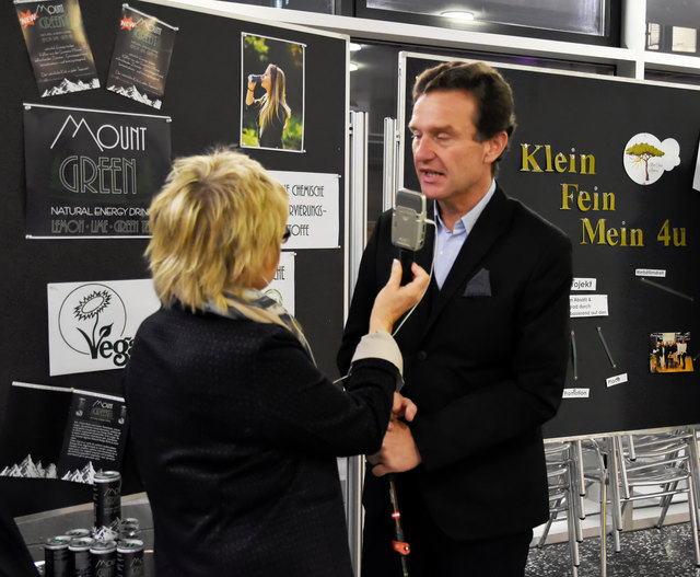 Neujahrsempfang der Korneuburger Wirtschaft 2017 - Nana Sattler von Radio Korneuburg im Gespräch mit Josef Puch