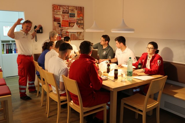 Erfolgsfaktor Kameradschaft: Die Rotkreuzfamilie ist ein wichtiger Grund zum Mitmachen.