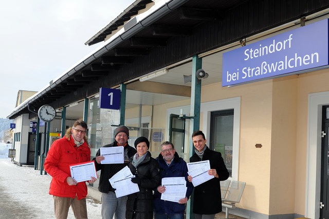 GR Kurt Windischbacher, GR Wolfgang Allmann, GV Tanja Kreer, Xaver Hinterberger und GV Sebastian Leitl freuen sich über die rege Beteiligung.