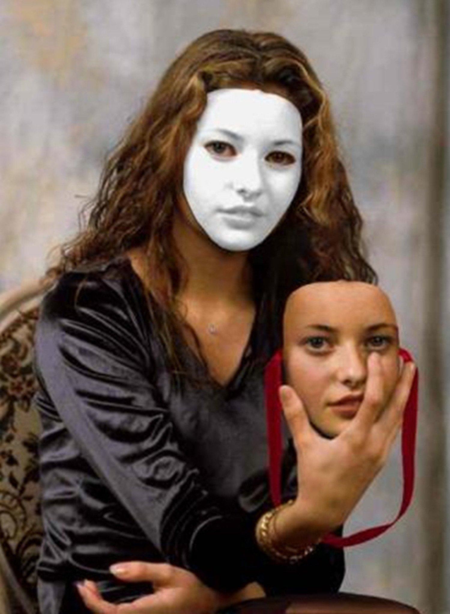 Человек в белой маске. Лицо под маской. Девушка в белой маске. Лицемерие картина. Человек под маской.