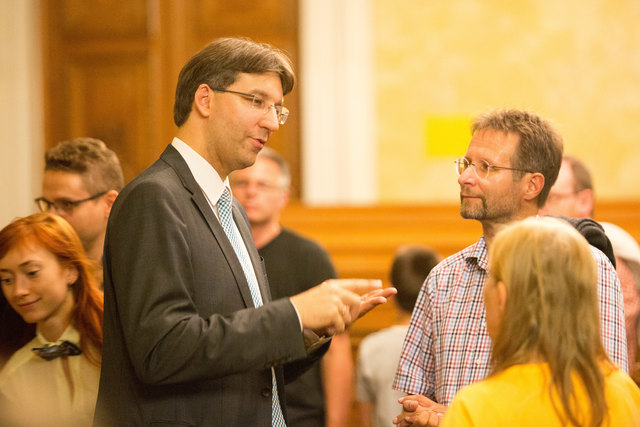 "Der Bezirk soll Gebühren und Einahmen direkt zur eigenen Verwendung bekommen", so Bezirksvorsteher Markus Figl. | Foto: Georges Schneider