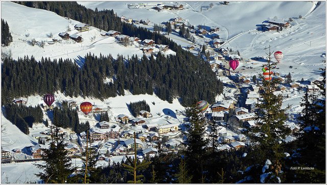 Die Ballone von oben gesehen