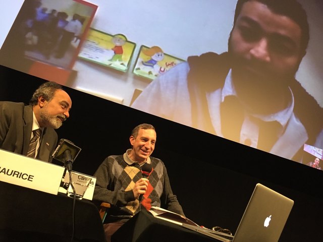 Hany Maurice, Direktor der Caritas Alexandria und Stefan Maier, Leiter der Caritas Auslandshilfe bei der Pressekonferenz in Salzburg, bei der das ehemalige Straßenkind und künftiger Ingenieur Sherif per Skype-Gespräch zugeschalten wurde