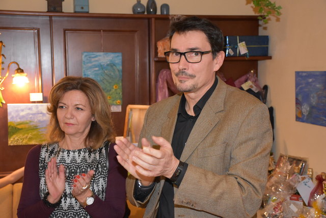 Vernissage von Veronika Dorner im Cafe Ensembel Perg für Förderzentrum Waldhausen, Vizebgm. Ganglberger