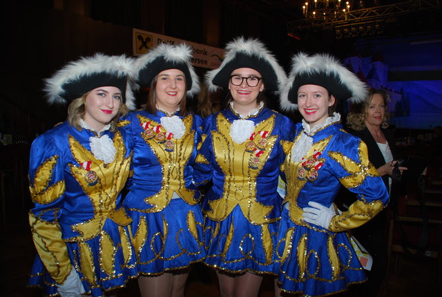 Nadin Ebner, Laura Brunner, Sarah Klinar und Larissa Göckler