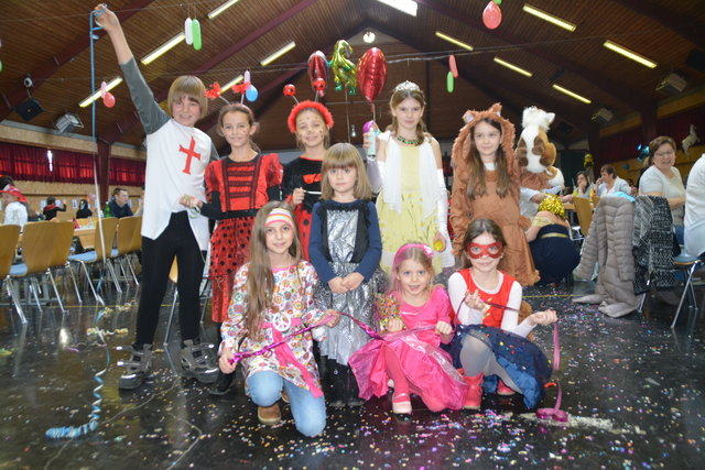 Eine bunte Schar an Faschingskostümen traf sich beim Kindermaskenball in Eisenberg.