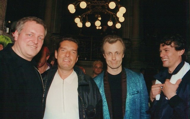 Nach dem Life Ball 1997: Conny de Beauclair, Falco, Thomas Rabitsch und Thomas Lang (v.l.) | Foto: Privat