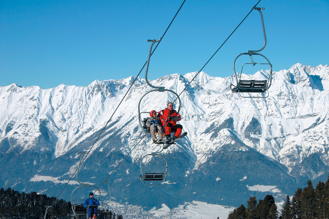 Der alte Doppelsesselift wird noch heuer ersetzt. | Foto: Glungezerbahn