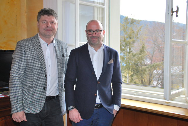 Bürgermeister Gerhard Pirih und Bauträger Hermann Regger