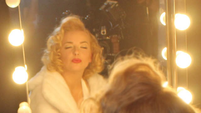 Schauspielerin Babsy Artner bei den Dreharbeiten zu „Marilyn Fan“ (Foto: Herbert Rouschal)