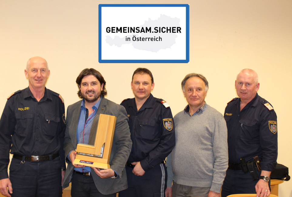 "Gemeinsam sicher" in Oberschützen: KontrInsp GOGER, Bgmst UNGER, BezInsp JELENCSITS, Sicherheitsgemeinderat KARNER, AbtInsp RENNER