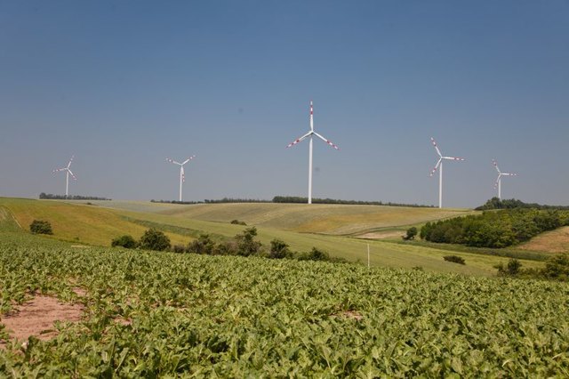 2018 und 2021 werden in Summe 16 neue Windräder bei Dürnkrut errichtet. | Foto: Windkraft Simonsfeld