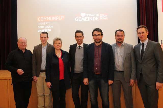 Diskutierten: Franz Baumann (Grüne), Andreas Köstinger (FP), Viktoria Frühwirth (SP), Walter Peer (Communalp), Franz Schützeneder (VP), Bgm. Anton Froschauer (VP), Thomas Winkler (BezirksRundschau).