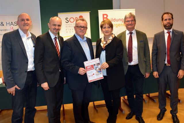 Bgm. Josef Ziniel, Landesschulratspräsident Heinz-Josef Zitz, LH Hans Niessl, Schulinspektorin Helene Schütz-Fatalin, Dir. Karl Hirt und Koordinator Prof. Hannes Schmid | Foto: Titz