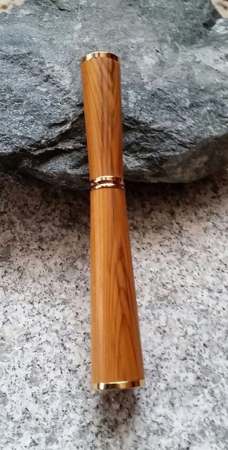 Kugelschreiber aus Holz | Foto: Edwin Rainer