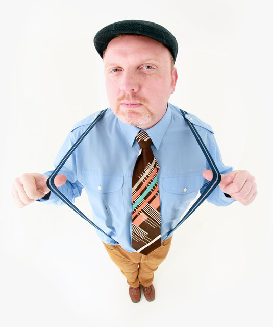 Die Krawatte ist zum Vatertag das gängigste Geschenk, weshalb er auch gerne als Krawattentag bezeichnet wird. | Foto: Tim Reckmann/pixelio.de