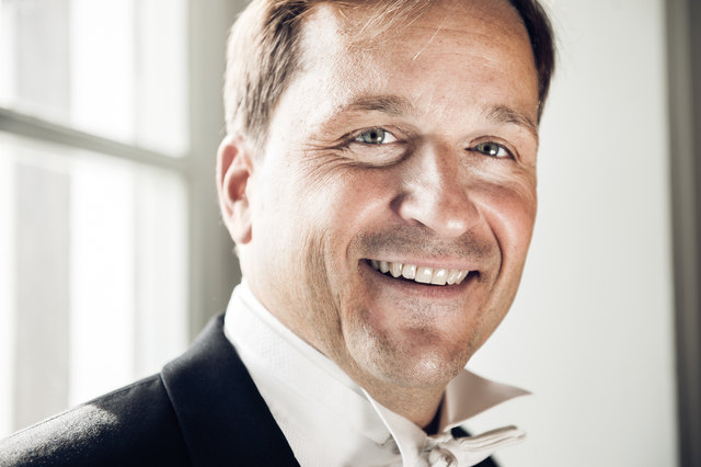 Der Grieselsteiner Opernsänger Dietmar Kerschbaum hat vor 15 Jahren den Jennersdorfer Festivalsommer Jopera gegründet. | Foto: Jopera