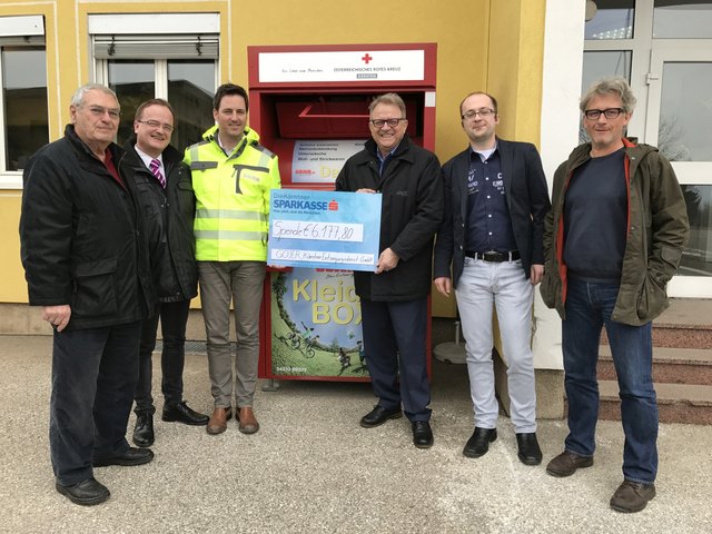 Firmengründer KR Adolf Gojer sen., Kärntner Landesrettungskommandant Georg Tazoll, GF Oskar Preinig, Präsident der Landesstelle Kärnten Dr. Peter Ambrozy, GF Ludwig Gojer, AWG GF Andreas Jerlich | Foto: Gojer GmbH