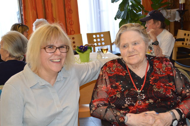 Friederike Mautner mit Tochter Sabine Wechsler. | Foto: Schmuckenschlager
