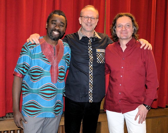Daktarimba mit Njamy Sitson, Wolfgang Lackerschmid, Walter Lang