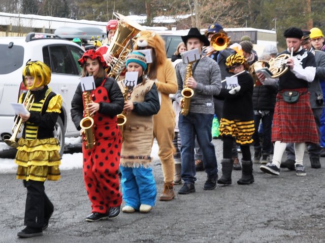 Jung und Alt können den Fasching in Kirchdorf am 26. Februar beim Schwimmbadareal und am 28. Februar im Garten vom Sparmarkt Schwaiger mit Umzug, Partymusik und lustigen Spielen feiern. | Foto: BMK Kirchdorf