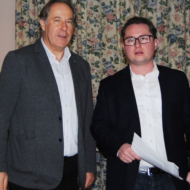 ÖAAB-BO AK-Rat Peter Kirchengast und OGO Mag. Matthias Huber führten die Siegerehrung durch.