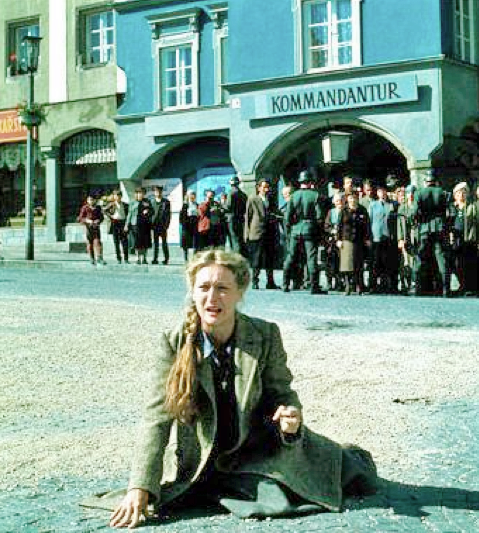 Szene aus dem Jahr 1978: Die damals 29-jährige Meryl Streep beim Dreh für die US-Serie „Holocaust“ am Freistädter Hauptplatz.