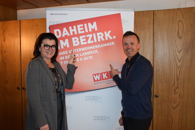 Nationalratsabgeordnete Elisabeth Pfurtscheller mit Bezirksstellenleiter Otmar Ladner. | Foto: WK Landeck