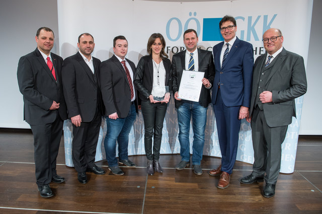 Im Rahmen einer Festveranstaltung übernahmen Elisabeth und Jürgen Humer stolz das begehrte BGF-Gütesiegel. | Foto: Mayr Peter Christian/cityfoto