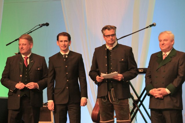 Land- und Forstwirtschaftsminister Andrä Rupprechter, Außenminister Sebastian Kurz, Dorian Steidl, Landeshauptmann Hermann Schützenhöfer