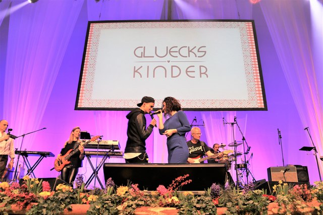 Glueckskinder, Fam. Koch