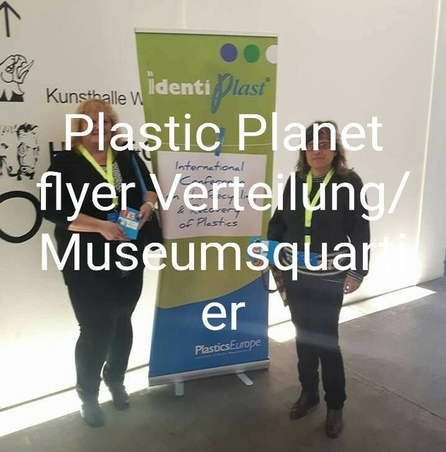 Plastikkonferenz mit 300 Teilnehmern im Museumsquartier die Elite der Plastikindustrie sieht ein,dass etwas gegen den Plastikmüll unternommen werden muss