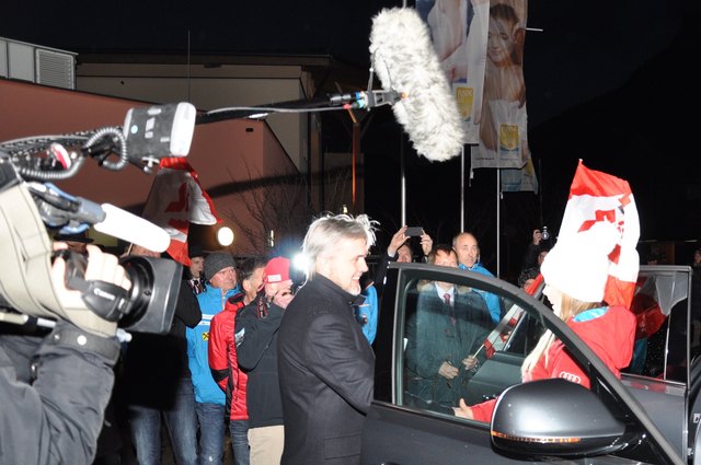 Der Ansturm auf das Geschwisterpaar beim Fuschler Seebad war enorm.