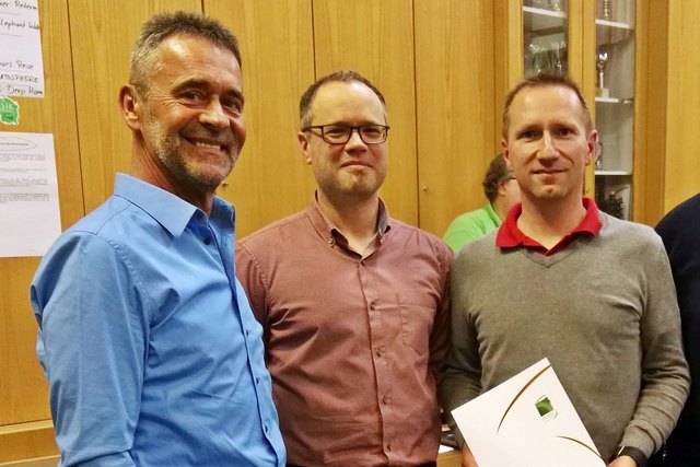 Bürgermeister Adolf Meixner, Kapellmeister Armin Grundner, Obmann Erich Reisenhofer. | Foto: Monika Gartler