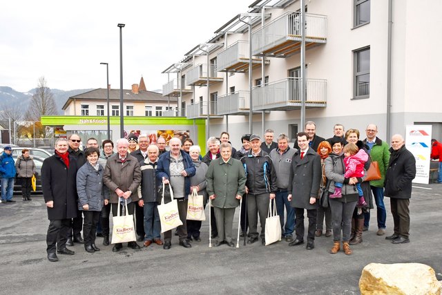 Freudige Gesichter bei der Wohnungsübergabe der acht betreubaren Wohnungen in Allerheiligen. | Foto: Stadtgemeinde Kindberg