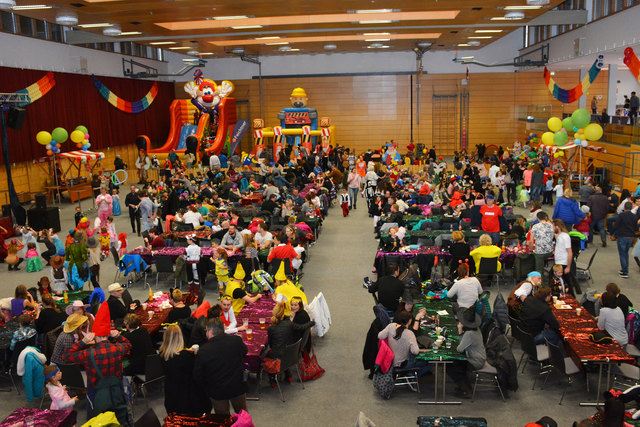 Kinderfasching in der Kufstein Arena | Foto: Stadt Kufstein/Kleinheinz