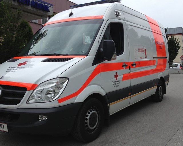 76-jähriger Lenker crasht mit PKW von 20-jährigen.