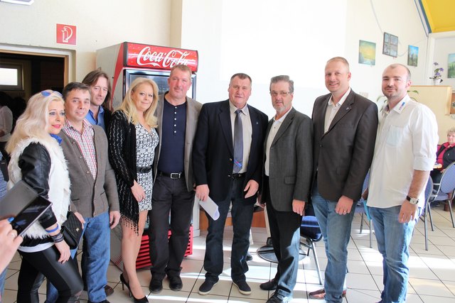 Evelyn Bradler, Mario Fall, Werner Kaspar, Monika Ovszenik, Günther Kumptisch, Gerry Gratzl, Engelbert Huber, Markus Leinfellner und Andreas Wurzinger | Foto: KK