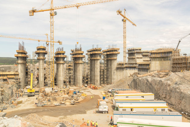 Muskrat Falls: Auf der Baustelle des Wasserkraftwerks herrschten Temperaturen von bis zu minus 40 Grad, was die Bauarbeiten vor Herausforderungen stellte. | Foto: Doka